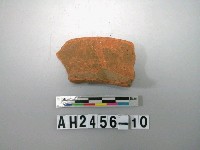 藏品(紅色夾砂口緣殘片)的圖片